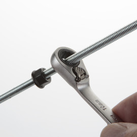 LLAVE ACODADA CON CARRACA REVERSIBLE 10X11 ALYCO