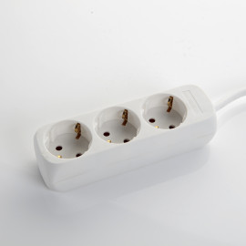 BASE MÚLTIPLE 4 ENCHUFES CON CABLE 3X1,5 1,4 METROS ALYCO