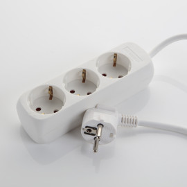 BASE MÚLTIPLE 4 ENCHUFES CON CABLE 3X1,5 1,4 METROS ALYCO